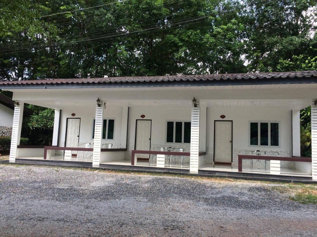 Tho Mai Resort Wang Chan Екстериор снимка